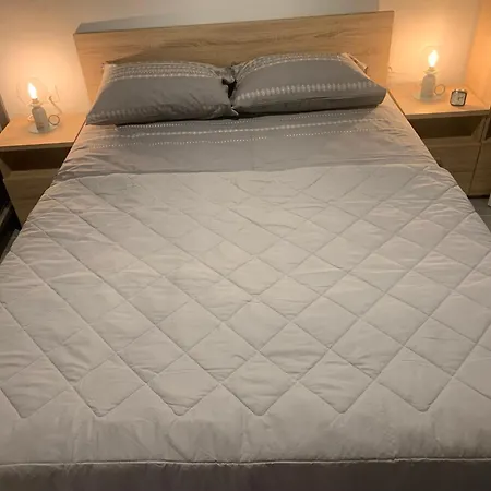 Mary's Cozy Saloniki